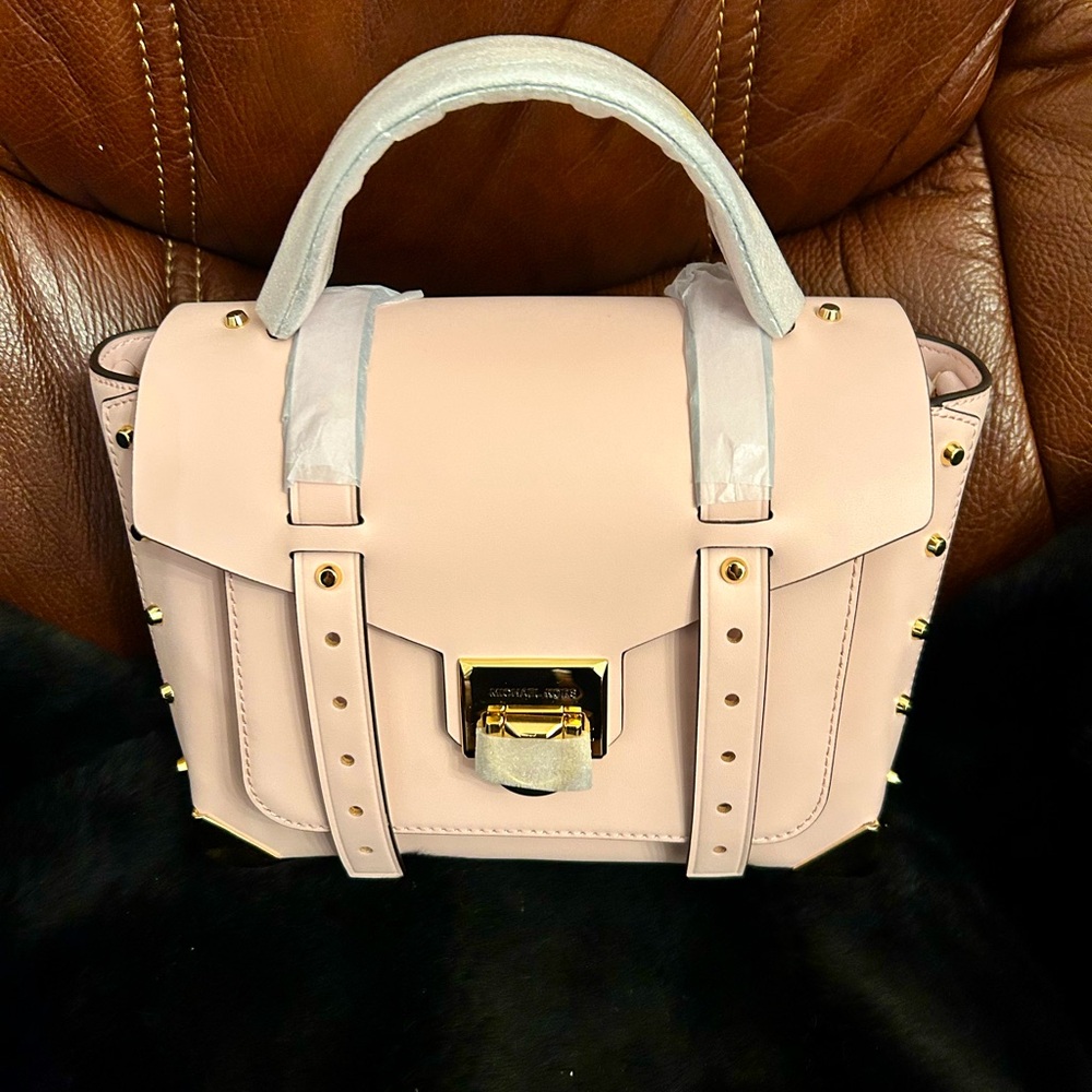 MK Manhattan in Blush Pink